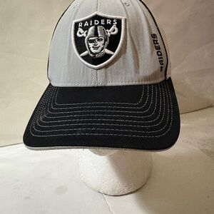 Vintaged reebok las vegas oakland raiders draft team mesh logo Hat cap